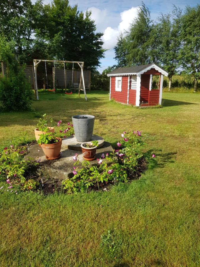 Vare 4 Vandrarhem Traslovslage Exterior photo